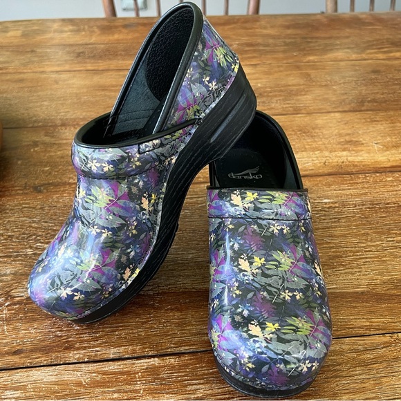 Dansko Women's Professional Mules Clogs  Leaves Botanical Purple EU 39 US 8.5-9 - Picture 10 of 17